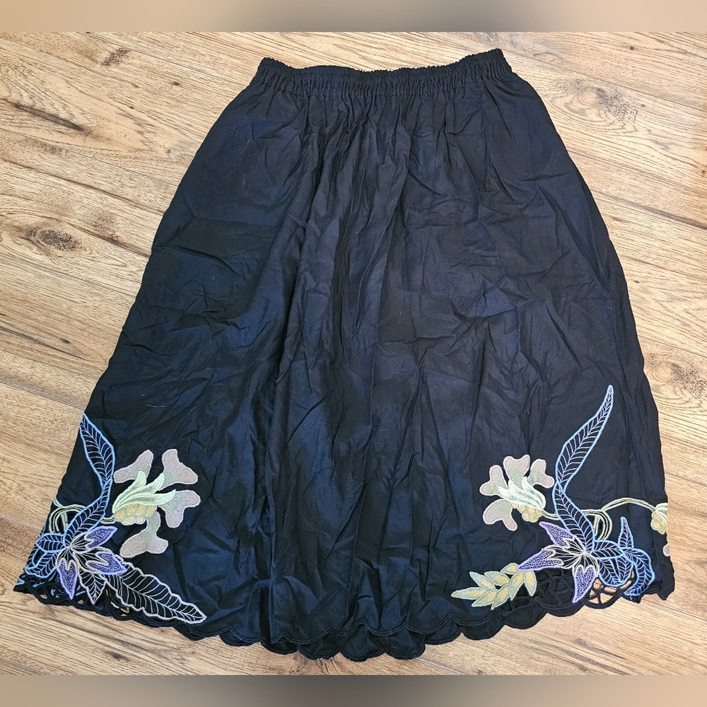 Embroidered Black Skirt